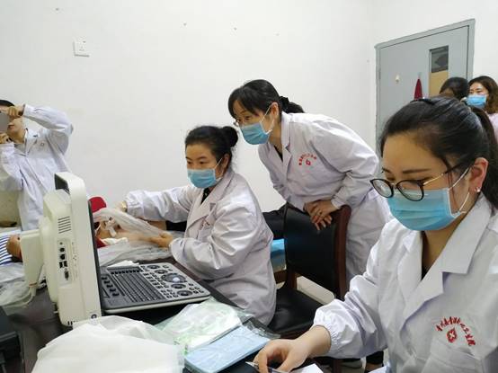 华西附一院文晓蓉